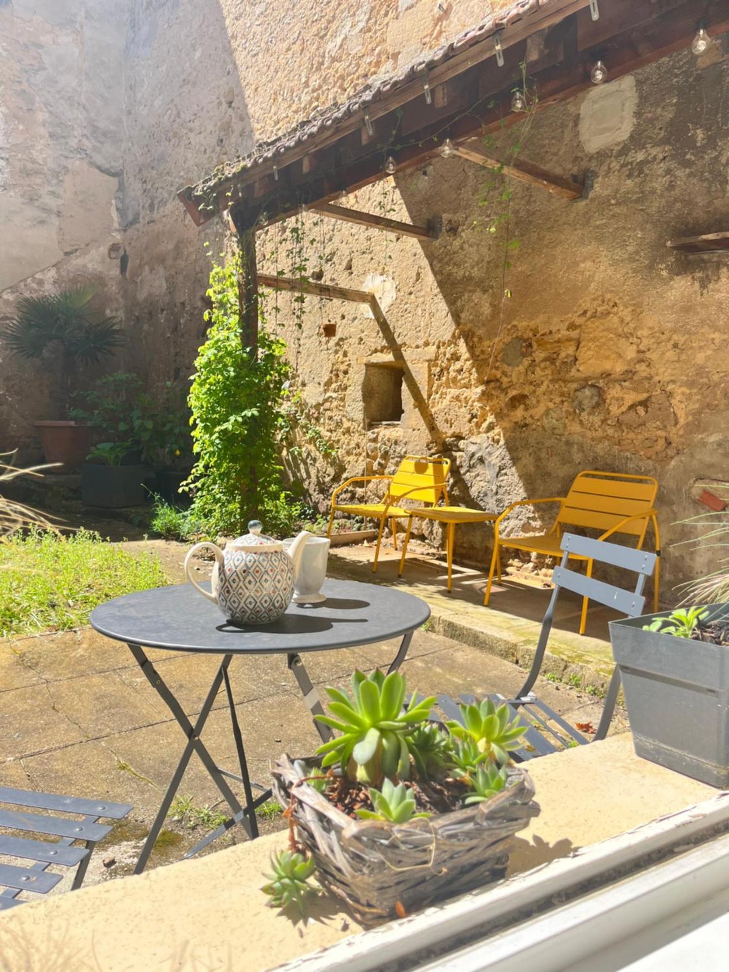 Maison Des Chevilles La Châtre Exteriör bild